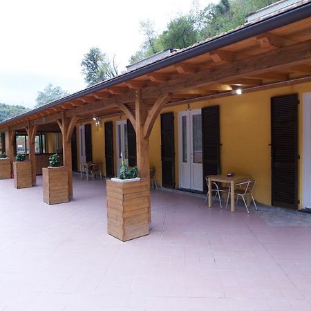 Hotel Loggia Piani Nuovi à Carasco Extérieur photo